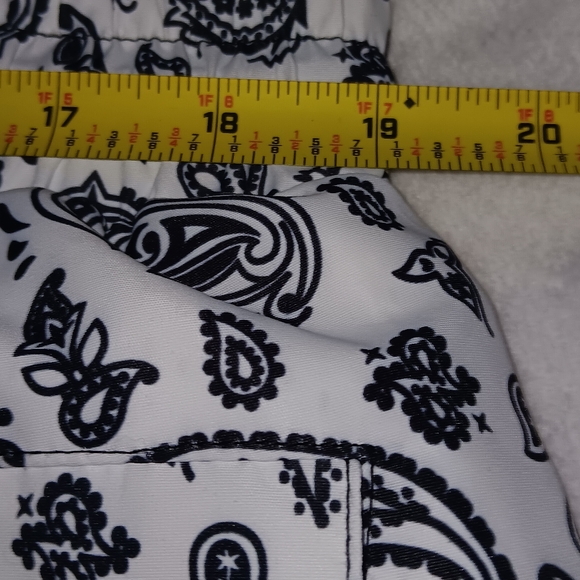 Most Hated Los Angeles NBA Championship Bandana All Over Print Shorts - Picture 8 of 10